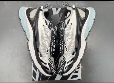 mens trainers