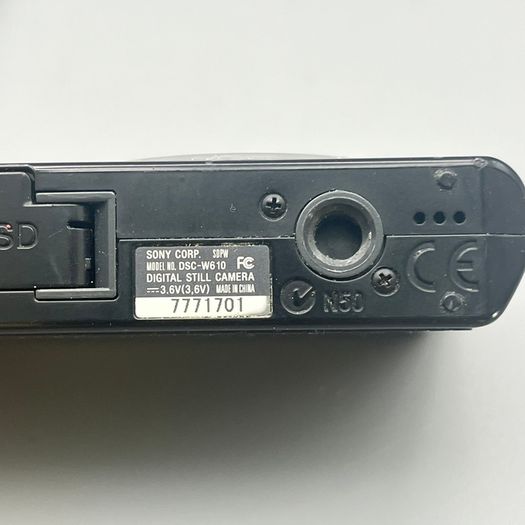 Sony Cybershot DSC-W610 Digital Camera - Black - Full Kit - 14mp
