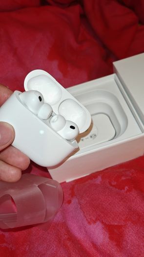 NEW Airpods Pro 3