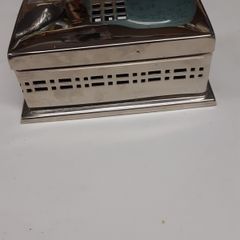 Pot pourri metal box