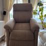 Dual motor riser recliner armchair Image 9