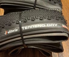 Vittoria Terreno Dry Gravel 700x37c