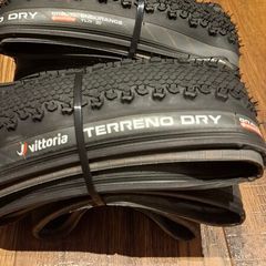 Vittoria Terreno Dry Gravel 700x37c