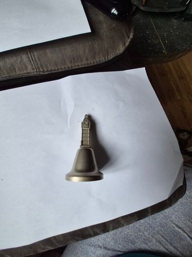 Hand Bell metsl