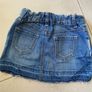 Skirt and shorts size 5-6 years old like new Image 4