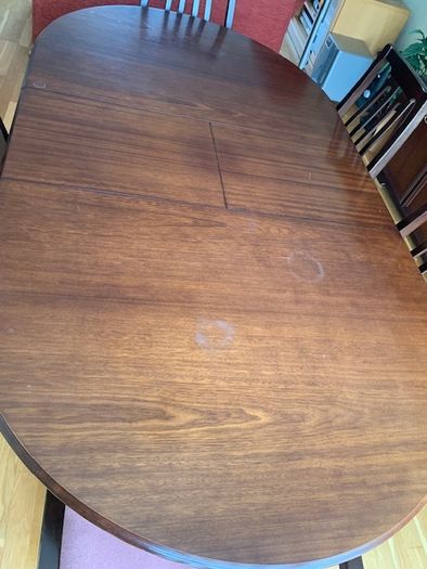 Dining table & chairs