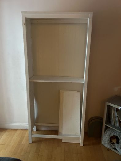 free bookshelf