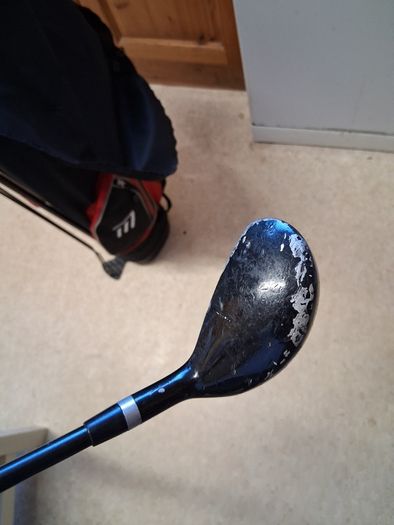 Golf clubs.Set Of Wilson Right Handed Golf Clubs For A 12 To 14 Year Old. Collect In Dublin Or Receive Via Post.
