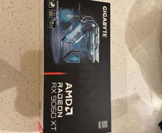 (WHITE) Gigabyte Radeon RX 9060 XT Gaming OC 16G Graphics Card