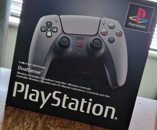 PS5 Dualsense 30th Anniversery Limited edition