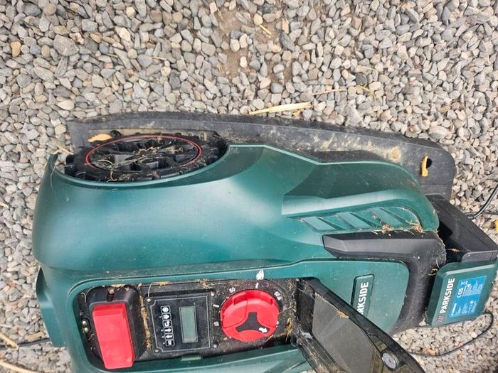 robot lawnmower