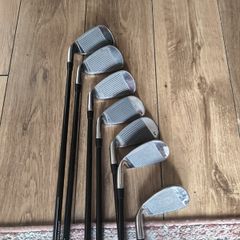 JBoss irons - graphite shafts - 3,4,5,7,8,9, PW, SW