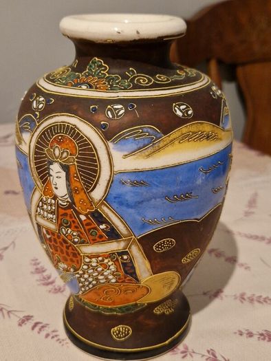 Vintage Satsuma vase