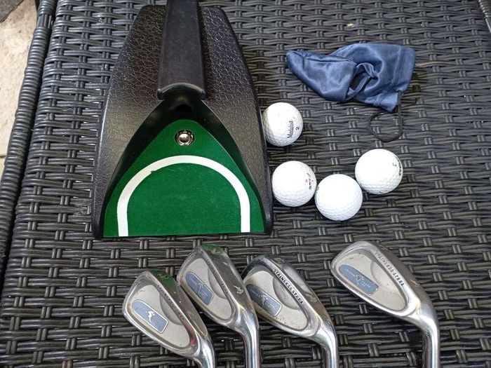 Golf clubs