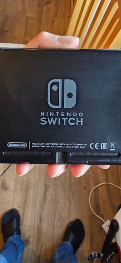 Nintendo Switch Bundle + 3 Games + 128GB SD Card + Case