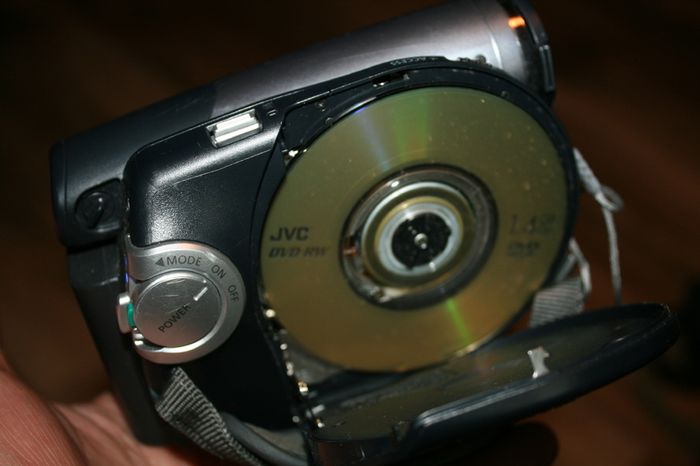 Samsung DVD Camera Recorder VP-DC172W