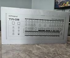 Roland TR-09 Rhythm Composer