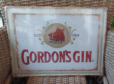Gordons gin tin sign