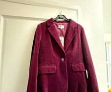 Ladies velvet blazer new with tags