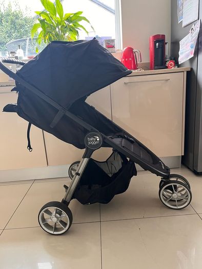 Baby Jogger City Mini 2 - travel buggy