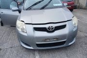 Toyota auris for parts
