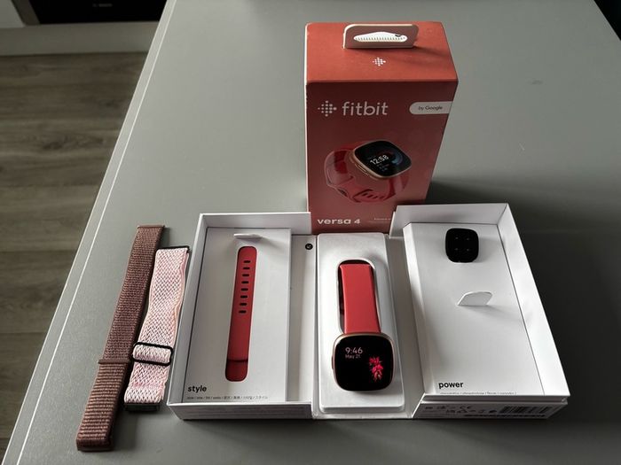 Fitbit Versa 4 (Pink Sand/Copper Rose) + Original Box & 3 Extra Straps