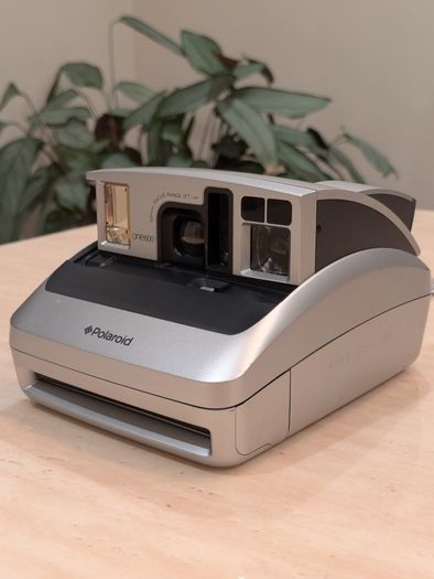 Polaroid One600 Ultra Instant Film Camera  Tested Working