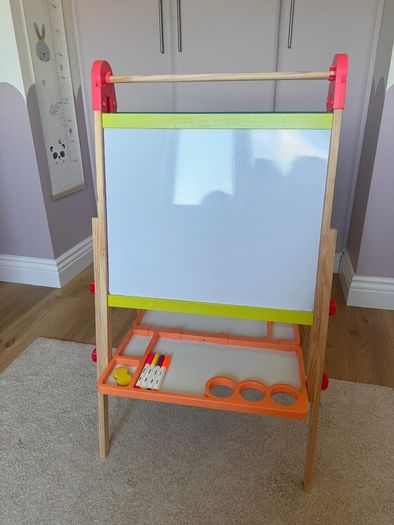 chalk/white board