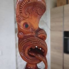 Mauri Teko Teko kauri wood sculpture