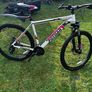 mountain bike Image 3