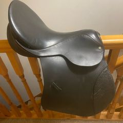 Black Berney Bro G.P. saddle 18" M width