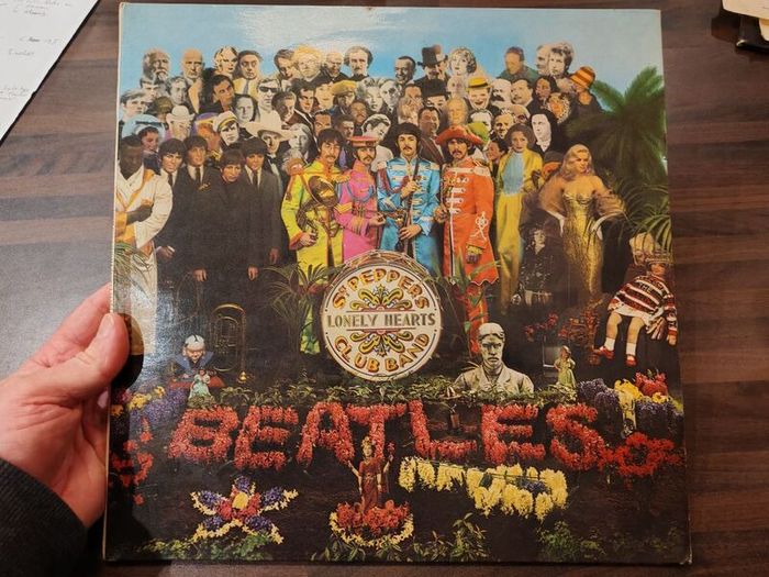 The Beatles - Sergeant Peppers Mono Wide Spine ?