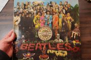The Beatles - Sergeant Peppers Mono Wide Spine ?