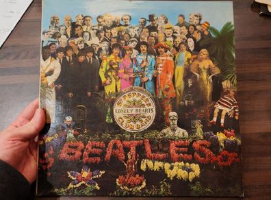 The Beatles - Sergeant Peppers Mono Wide Spine ?