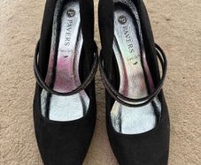 Black Pavers Heels