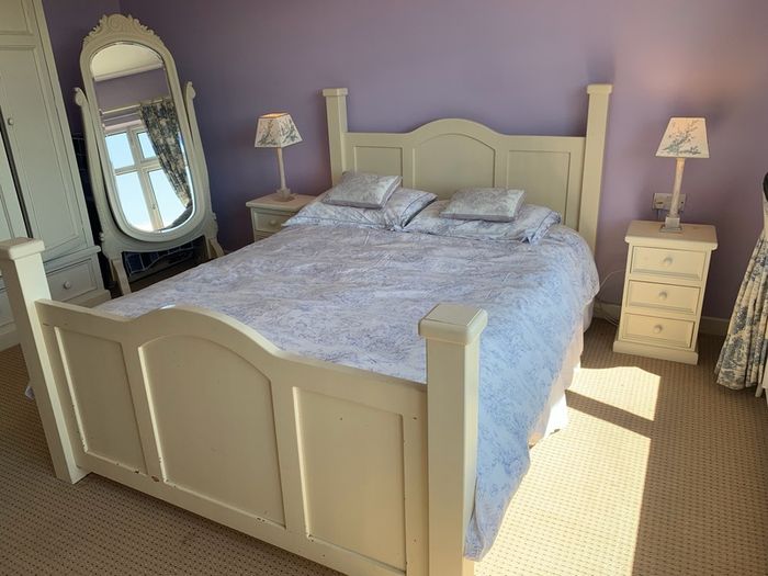 furn