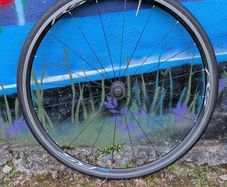 Road bike wheel Shimano RS
