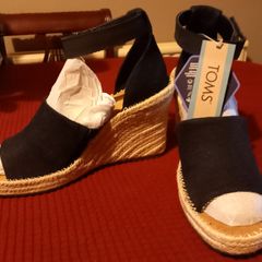 BNWT Toms Marisol Wedge Sandals Size 6