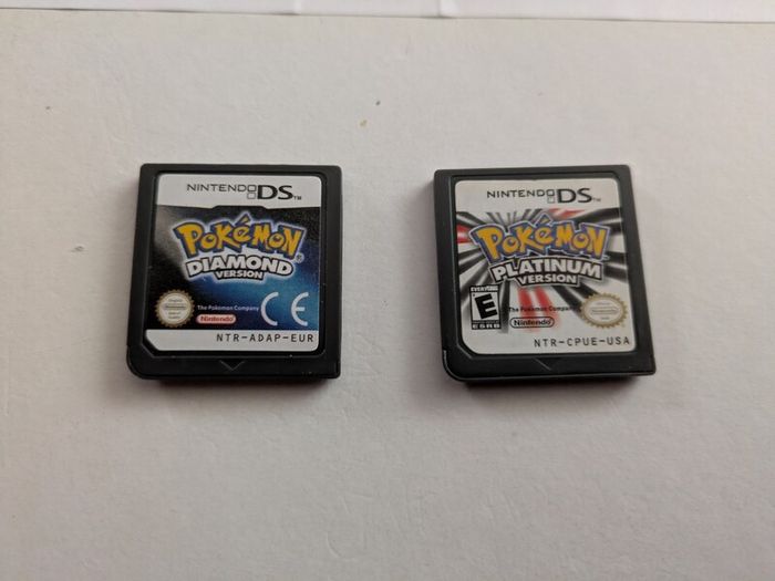 Pokemon Diamond and Platinum - Nintendo DS (read ad)