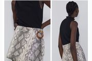 Brand New Zara snake print Bermuda skort shorts  size M UK10 EU38 Postage included