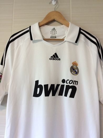Real Madrid Jersey. Official Adidas Mens Home Jersey Season 2008-2009. Original From The Time. Not A Modern Day Remake.