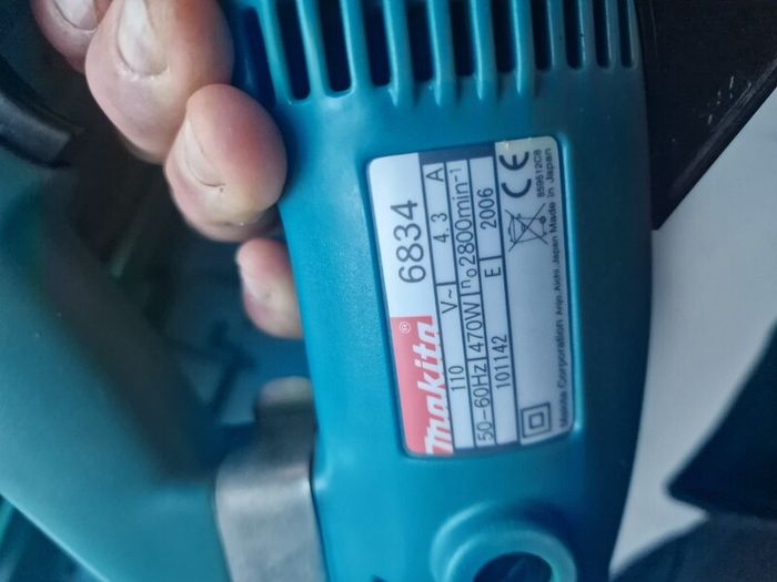 makita nail gun