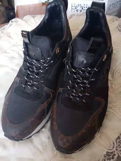 LV ladies runners