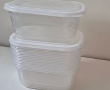Set of 10 small plastic containers