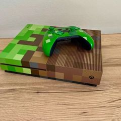 XBOX One S Minecraft Limited Edition