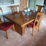 Table and chairs Image 2