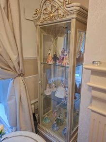 Marble glass cabinet in great condition