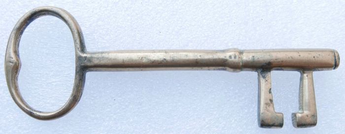 Antique Brass or Bronze Skeleton Key - 17th or 18th Century Antique French Key