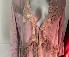 Light pink cover up size Uk16 EU44 Postage included
