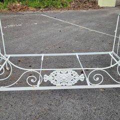 19th Century Cast Iron day bed